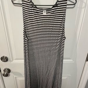 Black and white stripe dress